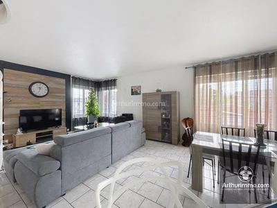 Maison - 183 m² - 8 pièces