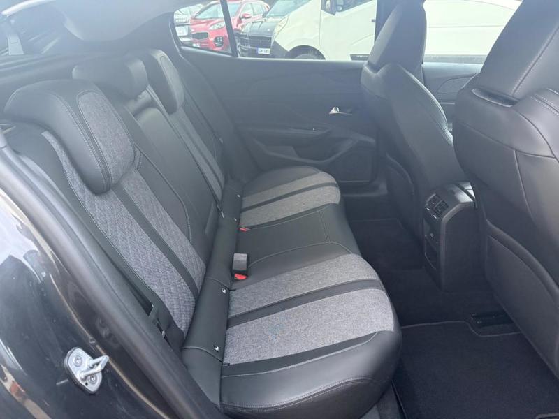 Peugeot 408 Phev 225ch Allure Pack e-Eat8