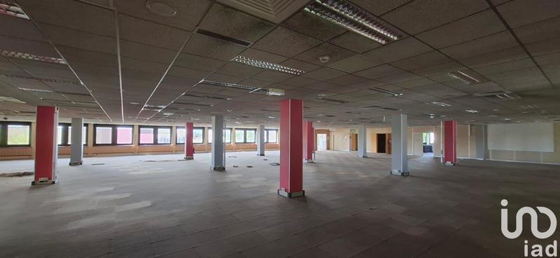 Bureau - 3 000 m²