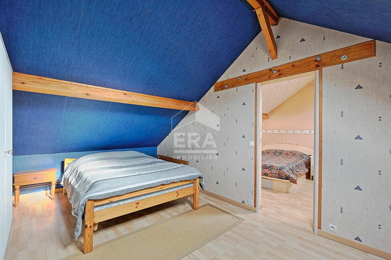 Maison - 175 m² - 8 pièces