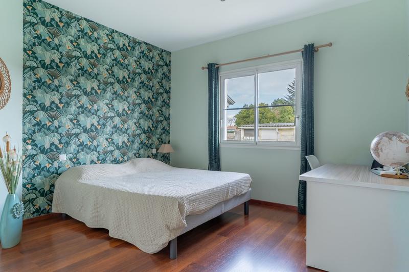 Maison - 180 m² - 6 pièces