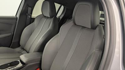 Peugeot 208 Hybrid 136 e-Dcs6 Gt