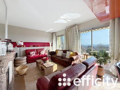 Maison - 186 m² - 6 pièces