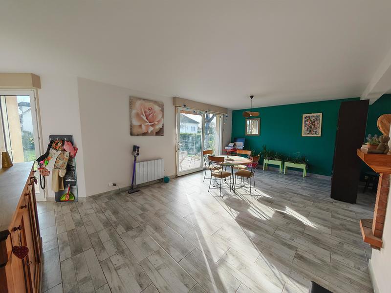 Maison - 153 m² - 5 pièces