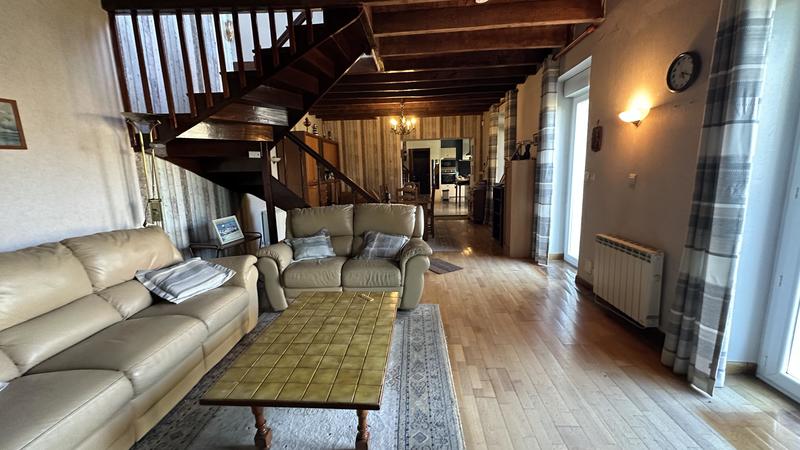 Villa - 153 m² - 6 pièces