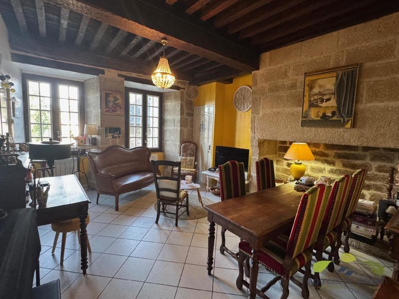 Immeuble - 135 m² - 5 pièces