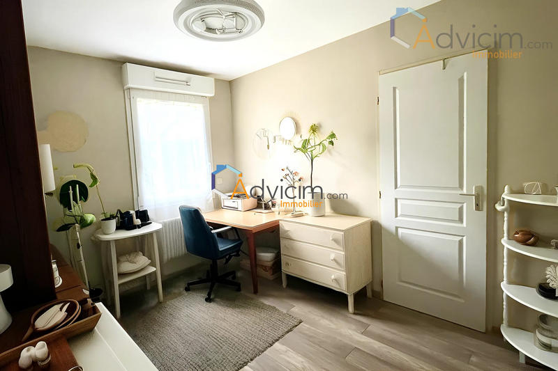 Maison contemporaine - 153 m² - 7 pièces