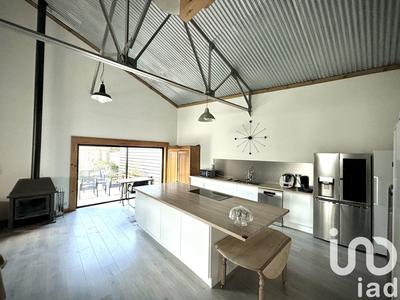 Maison - 200 m² - 5 pièces