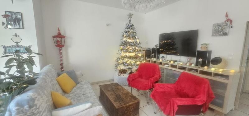 Maison - 96 m² - 4 pièces