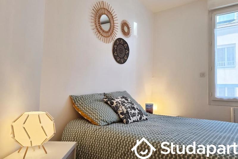 Chambre - 12 m² - 1 pièce