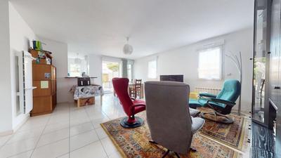 Appartement - 92 m² - 4 pièces