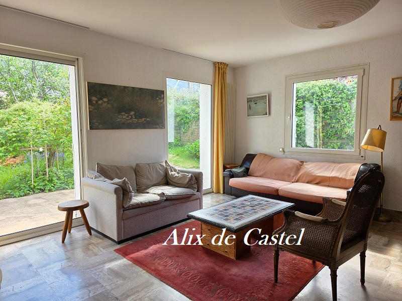 Maison - 150 m² - 8 pièces