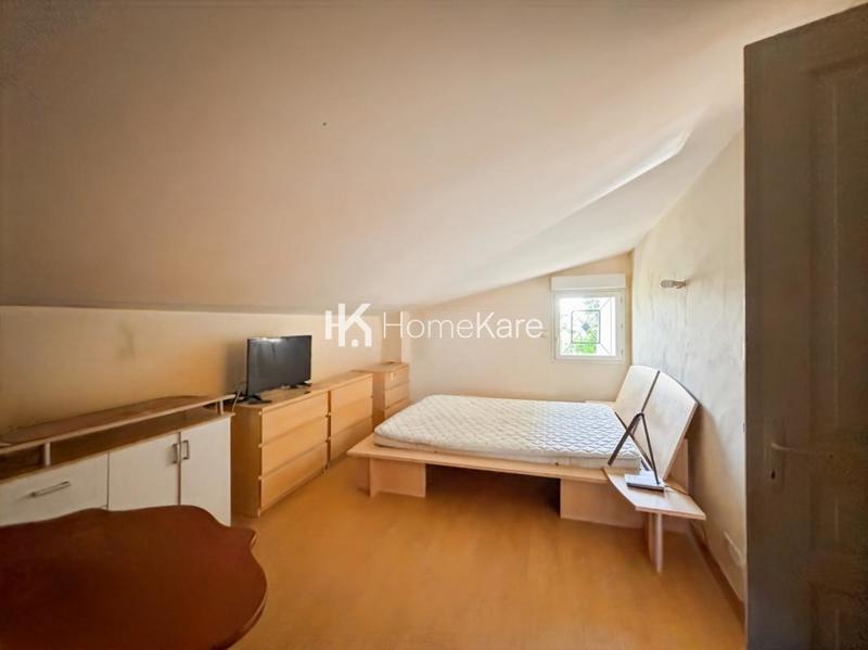 Maison de village - 90 m² - 5 pièces