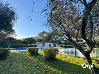 Mazet - 32 m² - 3 pièces