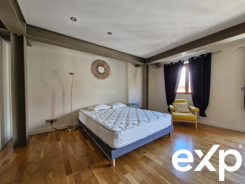 Appartement - 126 m² - 4 pièces