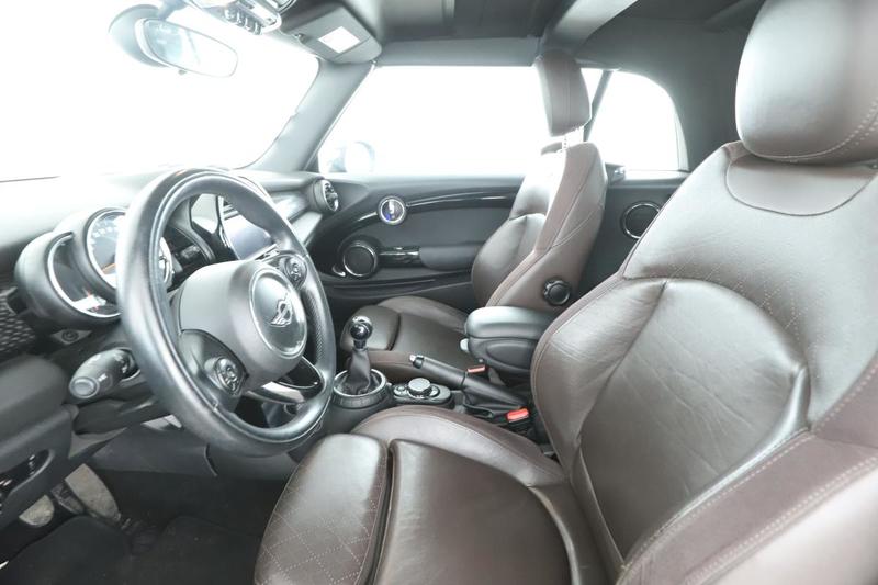 Mini Cabrio Mini Cabriolet 2.0 Finition Red Hot Chili 192 ch Set