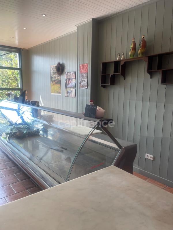 Local artisanal - 100 m² - 2 pièces