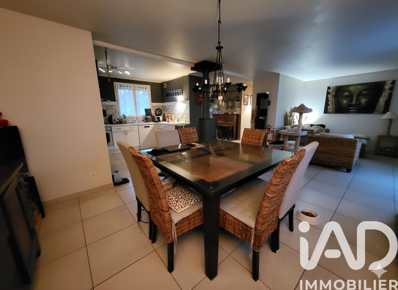 Maison - 111 m² - 5 pièces