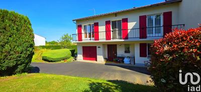 Maison - 104 m² - 5 pièces