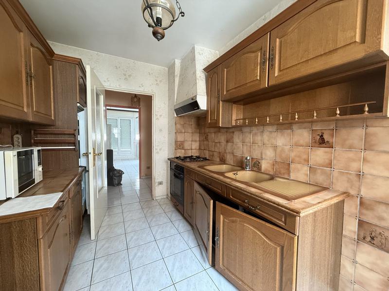 Appartement - 80 m² - 3 pièces