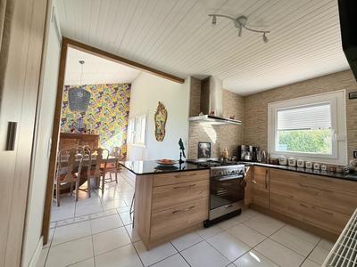 Maison - 199 m² - 5 pièces