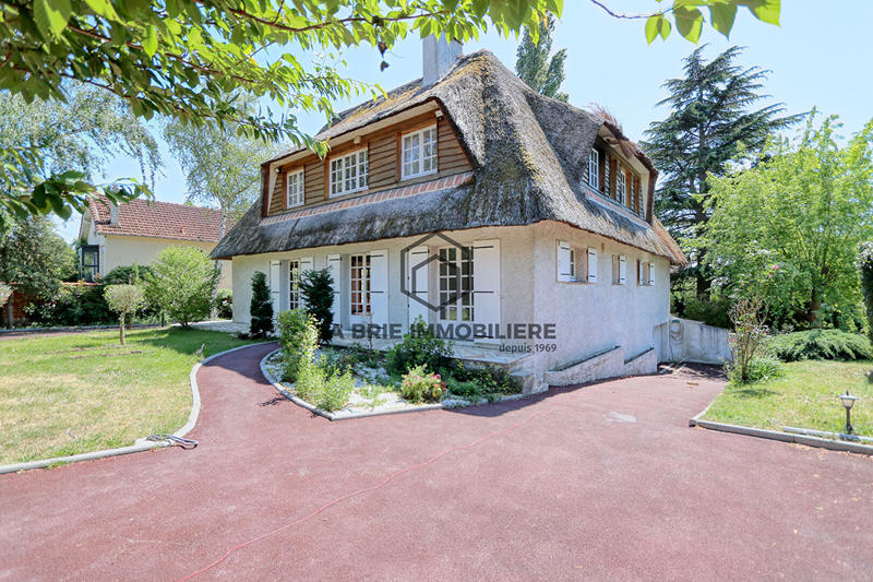 Maison - 193 m² - 7 pièces