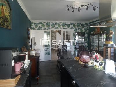 Maison - 137 m² - 6 pièces