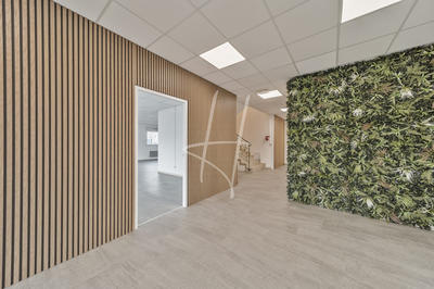 Local d'activités - 600 m²