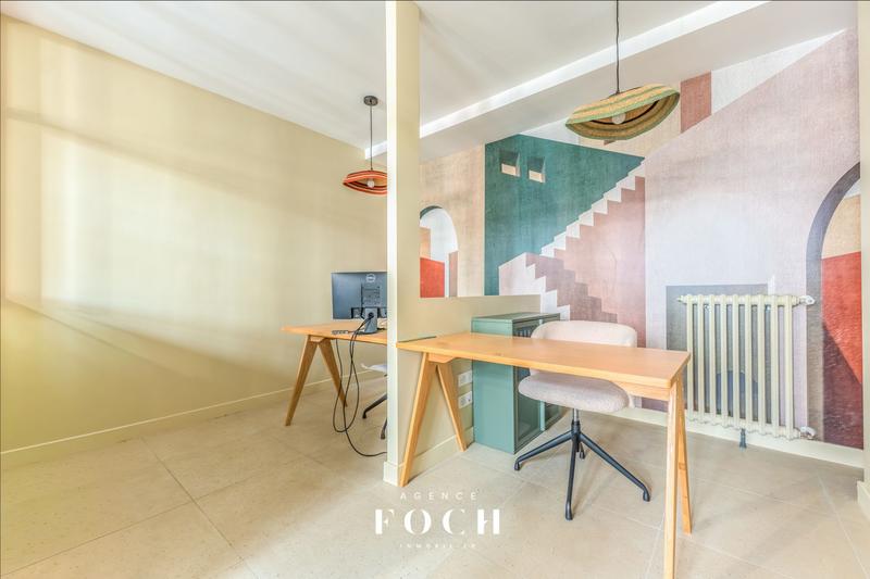 Bureau - 67 m² - 5 pièces