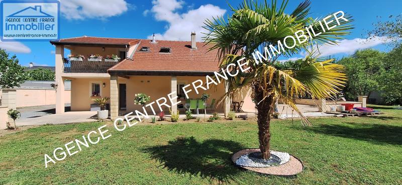 Maison - 142 m² - 6 pièces