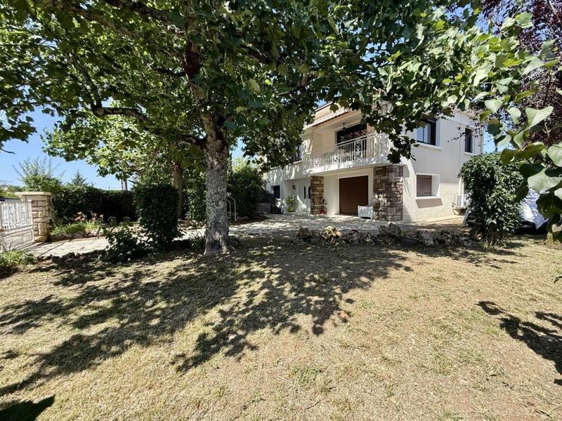 Maison - 135 m² - 5 pièces