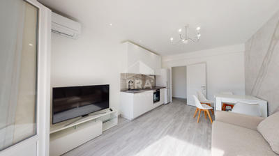 Maison - 167 m² - 9 pièces