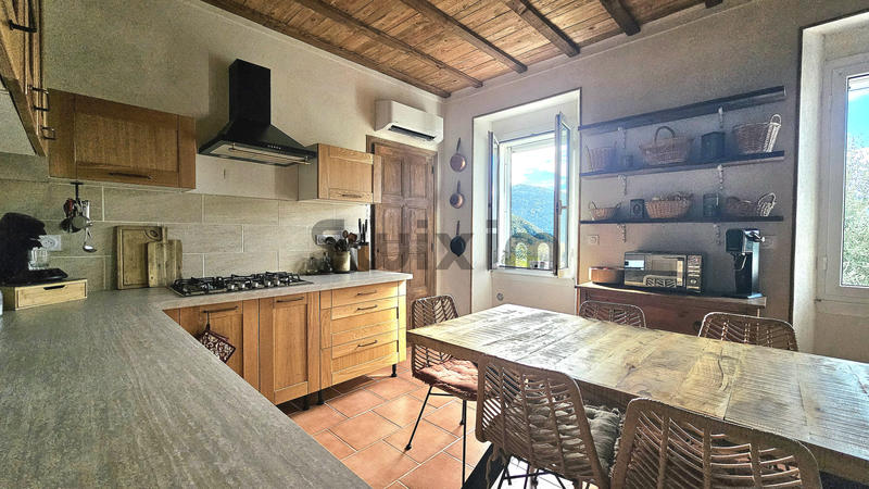 Maison - 135 m² - 5 pièces