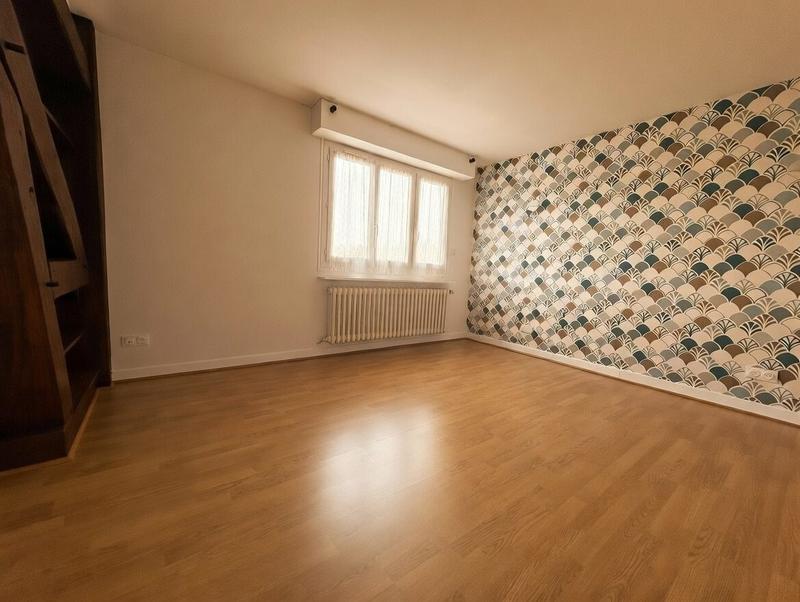 Maison ancienne - 142 m² - 7 pièces