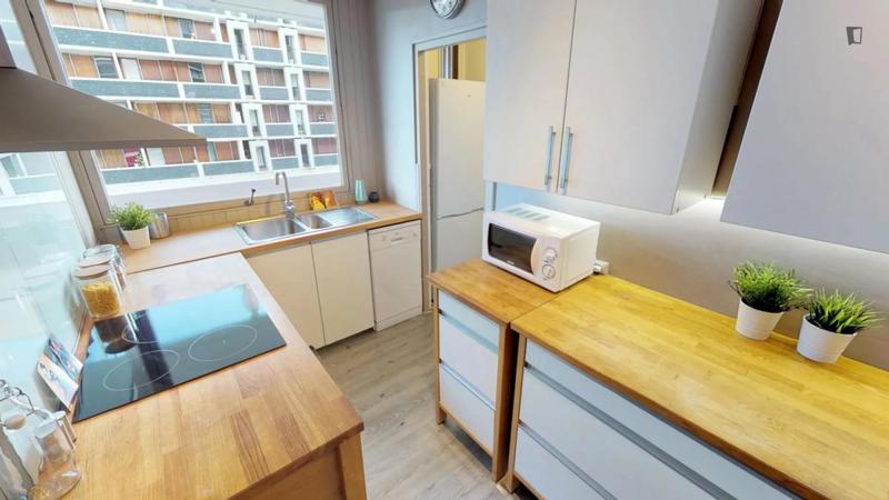 Chambre - 14 m² - 4 pièces