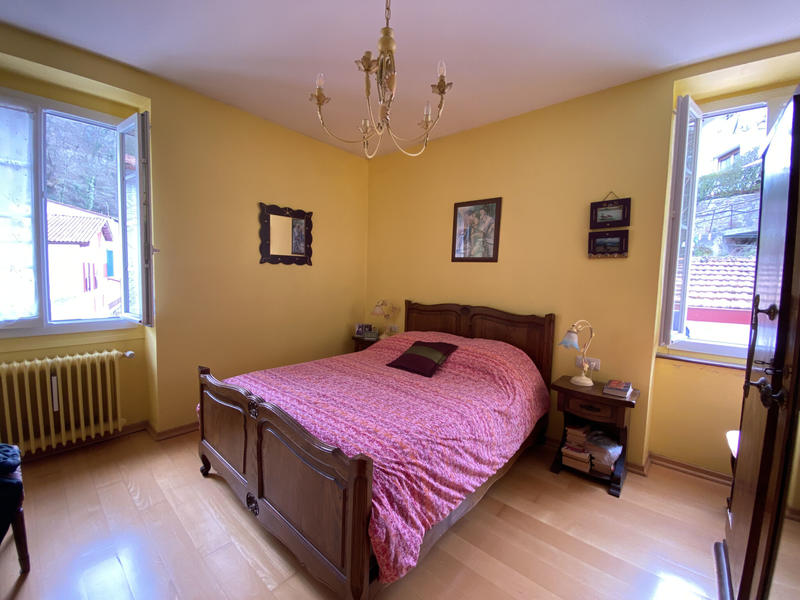 Maison - 306 m² - 10 pièces