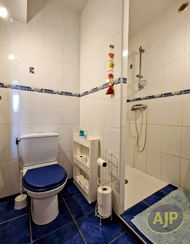 Maison - 145 m² - 6 pièces