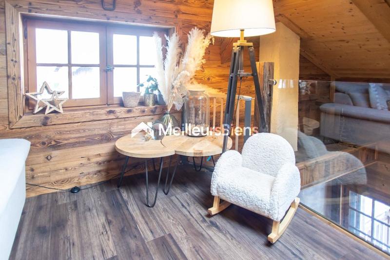 Propriété - 220 m² - 8 pièces