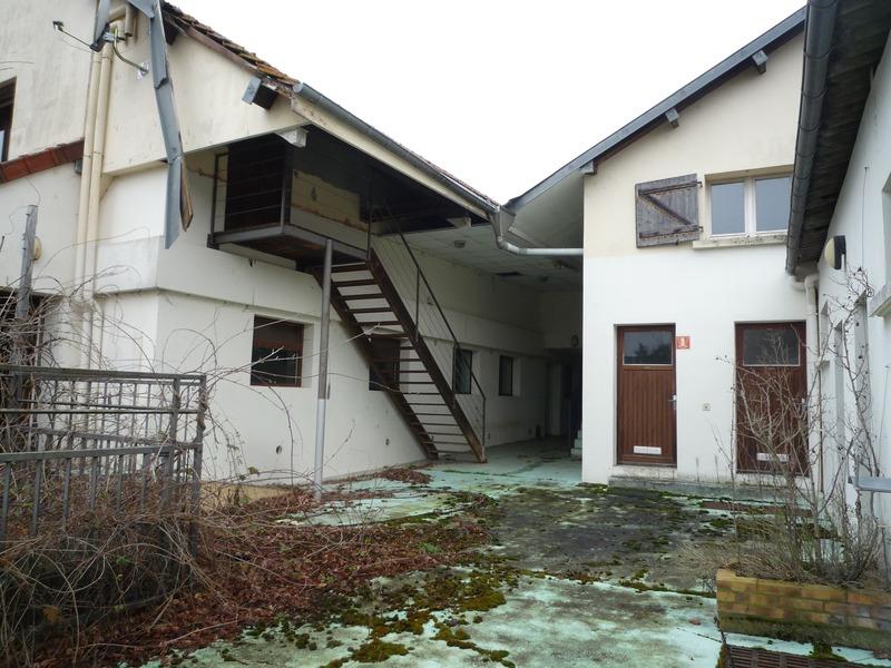 Propriété - 500 m² - 40 pièces