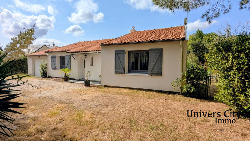 Maison - 100 m² - 4 pièces