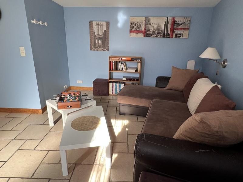 Maison - 230 m² - 11 pièces