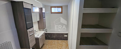 Maison - 80 m² - 5 pièces