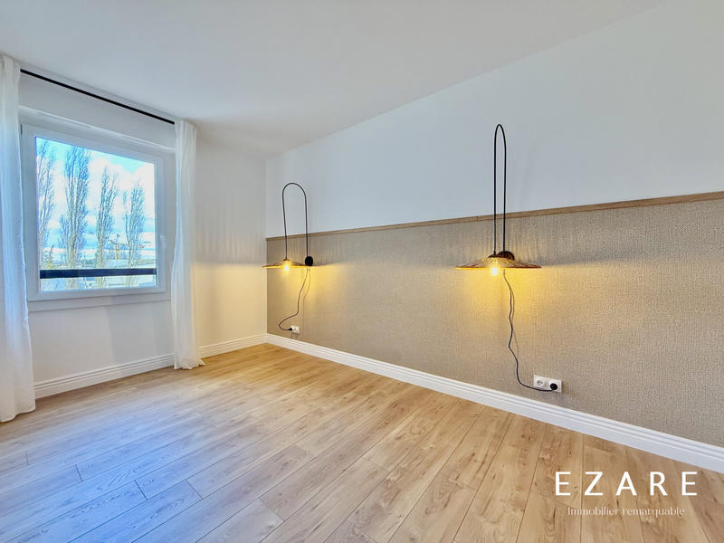 Appartement - 84 m² - 4 pièces