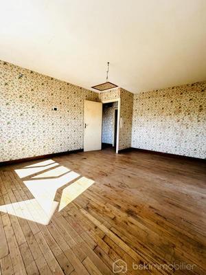 Maison en pierre - 150 m² - 7 pièces