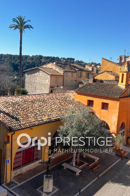 Appartement - 88 m² - 5 pièces