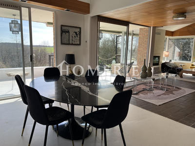 Maison - 215 m² - 7 pièces