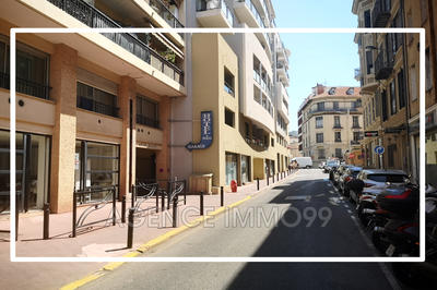 Parking / Garage - 13 m²