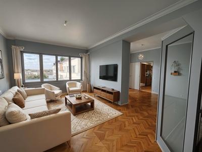 Appartement - 120 m² - 6 pièces