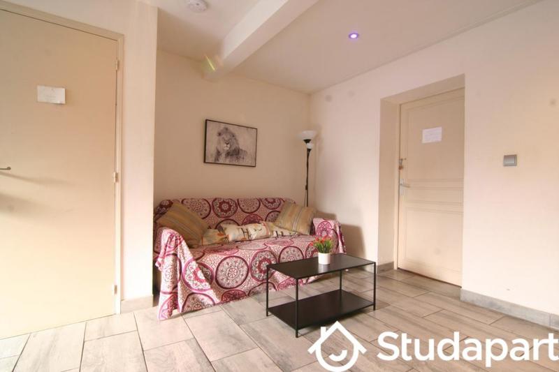 Chambre - 14 m² - 1 pièce