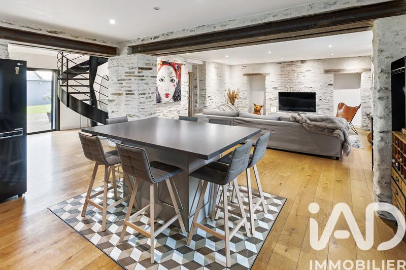 Maison - 160 m² - 5 pièces